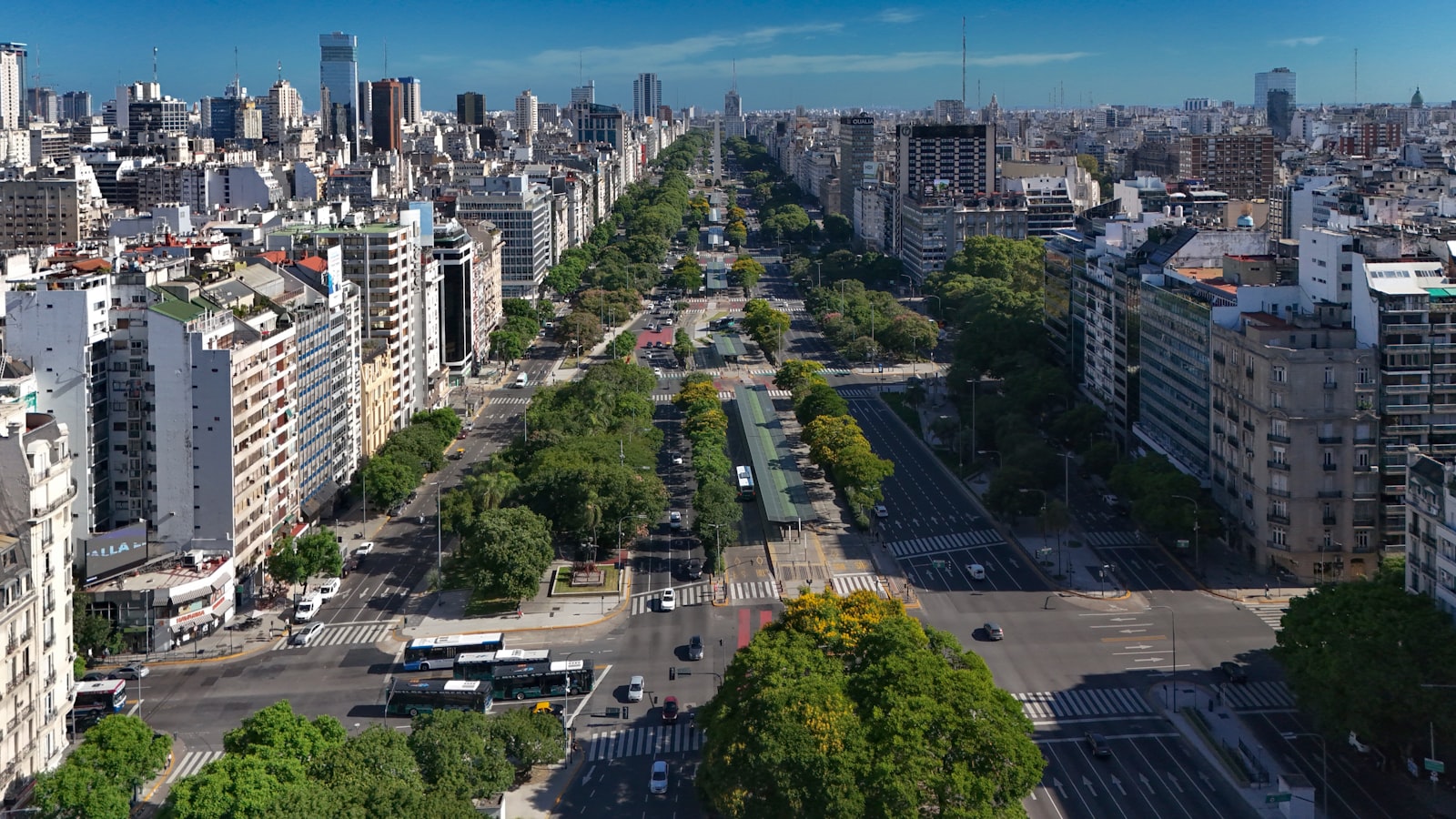 New residential construction in a developing Argentine neighbourhood